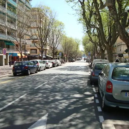 Lemeray Αντίμπ
